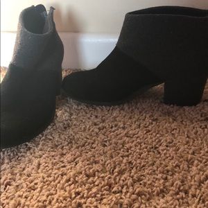 Toms booties